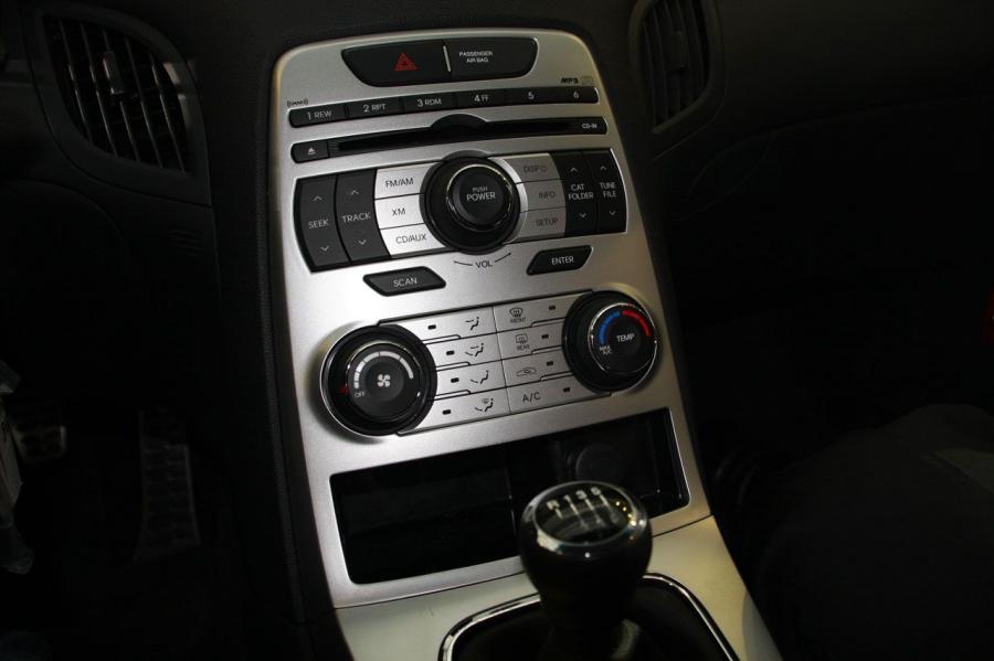  Hyundai Genesis Coupe 2010 года  (фото 155 из 300)